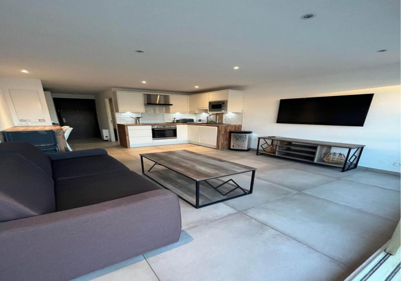 Tres Beau Studio Avec Terrasse, Situe A 100M Des Plages De Juans Les Pins Antibes Exterior foto